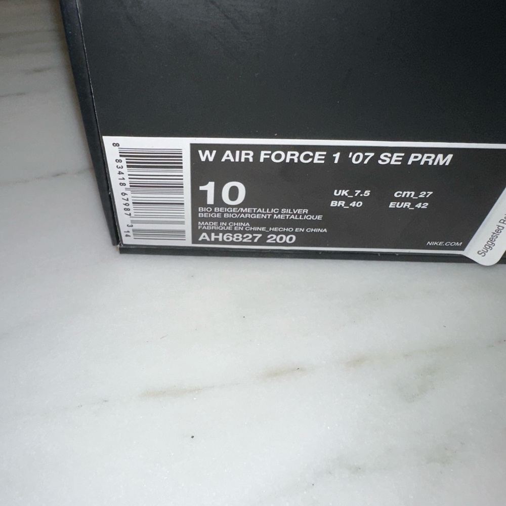 Nike Air Force 1 ‘07 SE PRM Beige w/Metallic Silver Size 10 Women’s - Picture 6 of 7